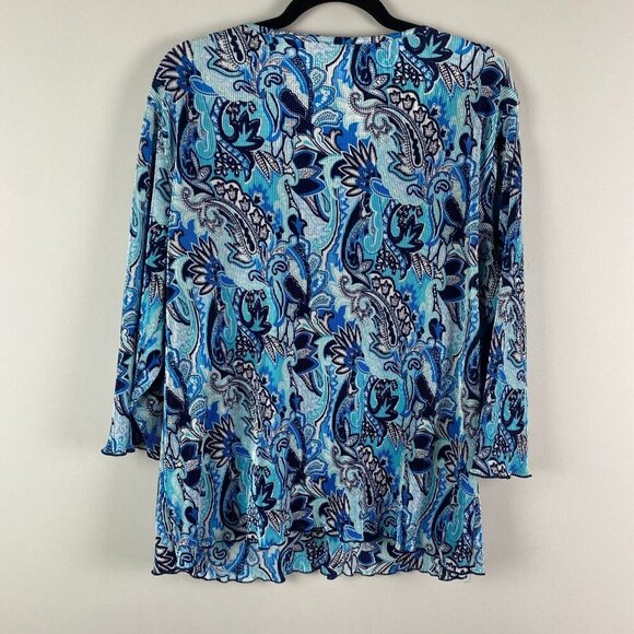 CJ Banks Blue Floral Pleated Blouse Size 2X V Neck 3/4 Sleeves Layered Look - Picture 6 of 10